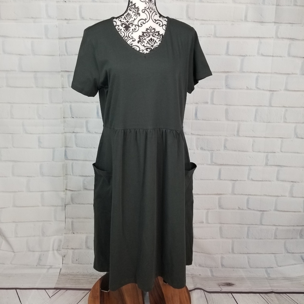 Sara Morgan size large short sleeve dress pockets